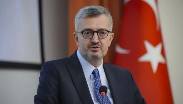 AK Parti Sözcüsü Ömer Çelik'ten Özgür Özel'e sert tepki: Siyasi saldırganlıktır